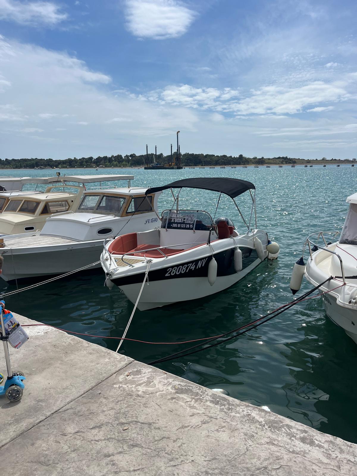 Barracuda 545 Sport – Boat Rent Novalja